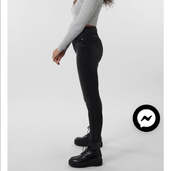 Garage Highwaisted Black jeans